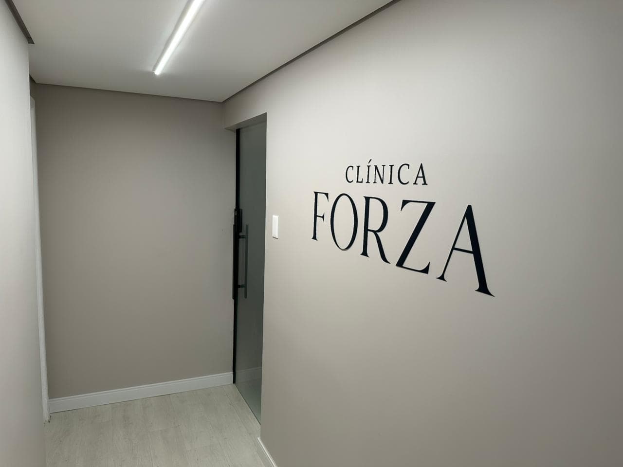Clínica Forza — ambiente 1